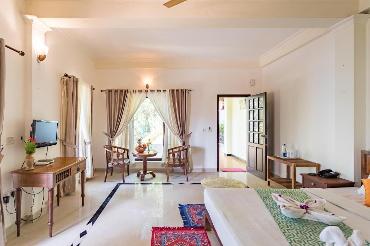 Violet Woods Hotell Munnar Exteriör bild