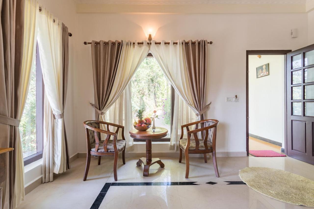 Violet Woods Hotell Munnar Exteriör bild